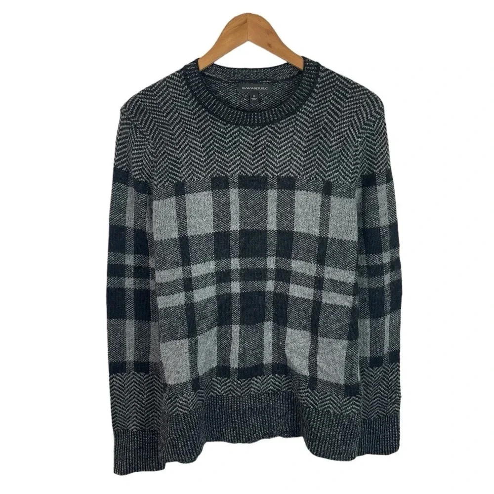 B17 Men’s Banana Republic Merino Wool Plaid Crewneck Sweater M